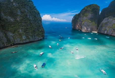 aerial-photography-of-body-of-water